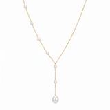 Elegant Vintage Pendant Necklace with Pearls