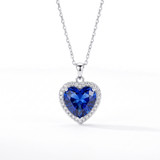 Jaselle Vireyne sapphire heart necklace — White gold, vertical chain
