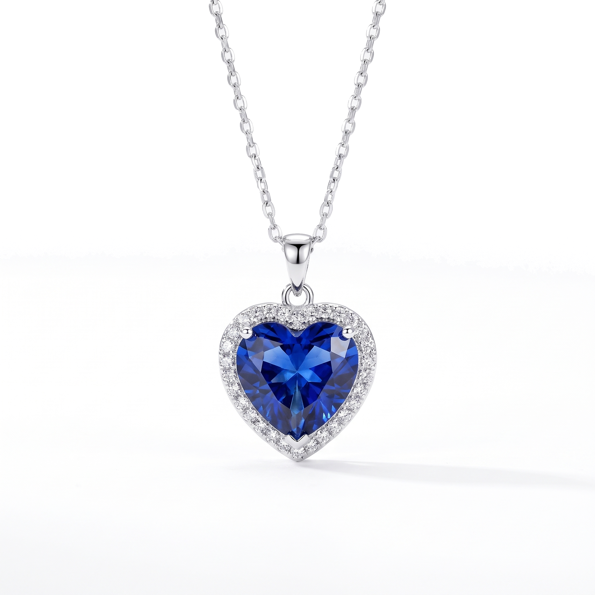 Jaselle Vireyne sapphire heart necklace — White gold, vertical chain