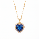 Jaselle Vireyne sapphire heart necklace — Yellow gold, vertical chain